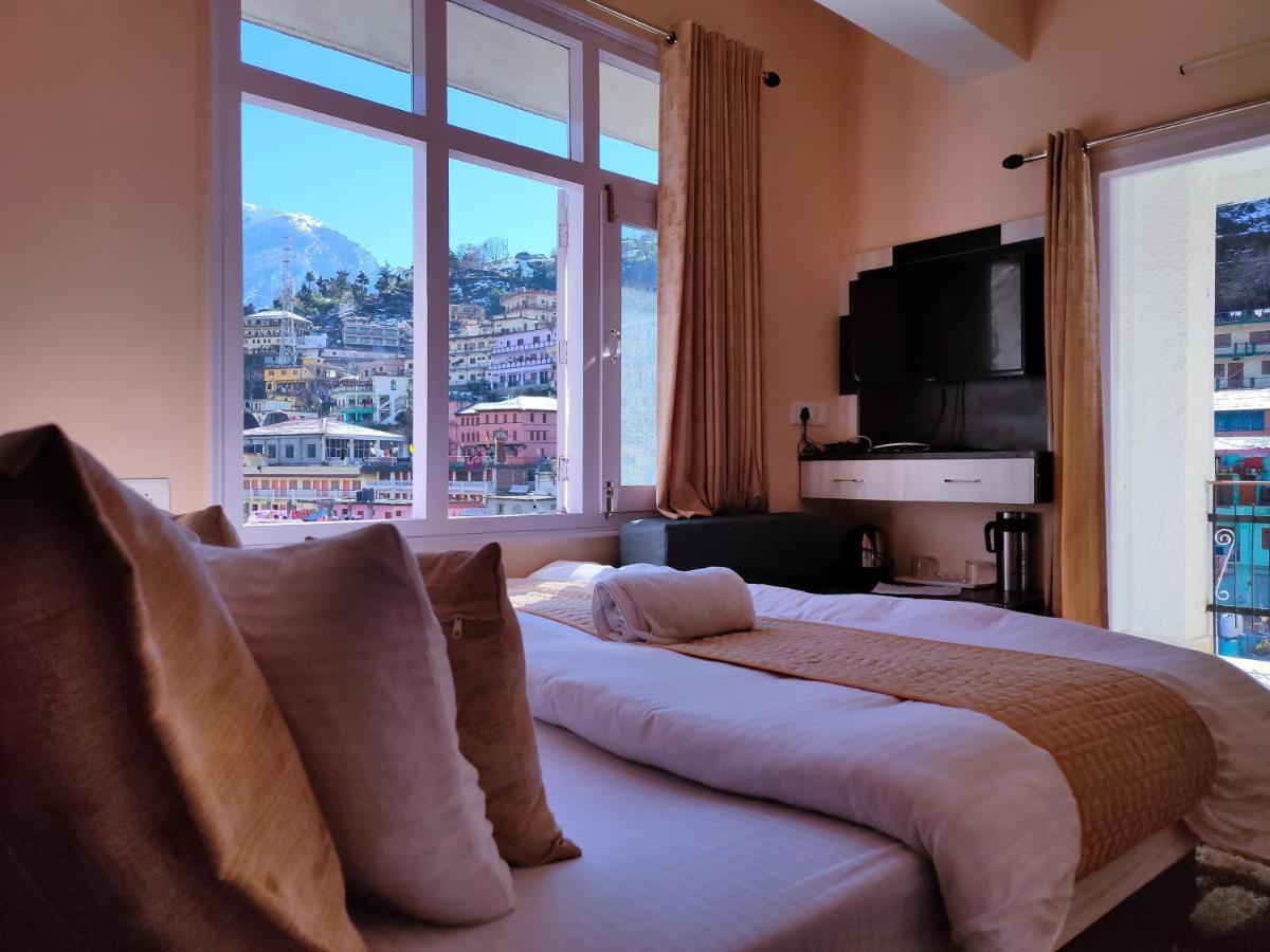 Uday Palace Joshimath Hotel Bagian luar foto